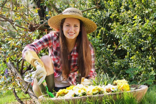 Payment and booking confirmation terms for gardening services